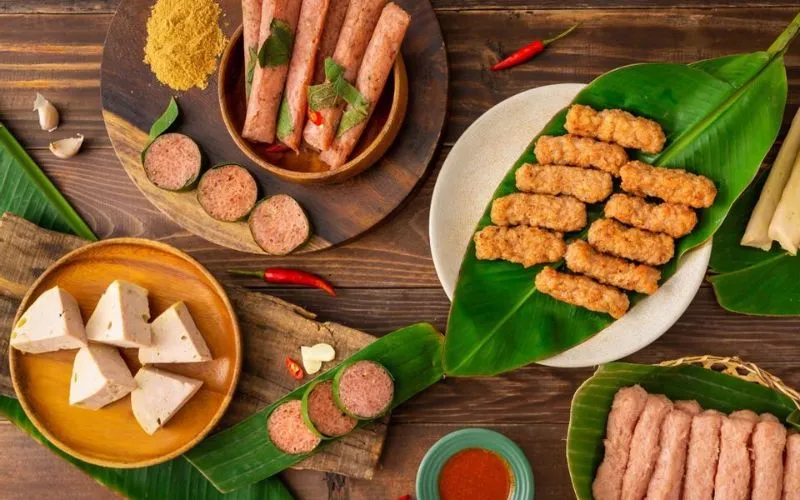Hạn chế các sản phẩm từ thịt heo