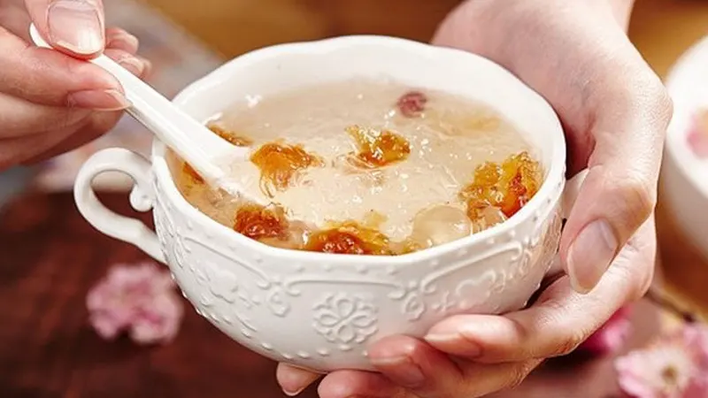 Chất dinh dưỡng từ nước yến giúp tăng cường hệ miễn dịch cho cả mẹ và bé