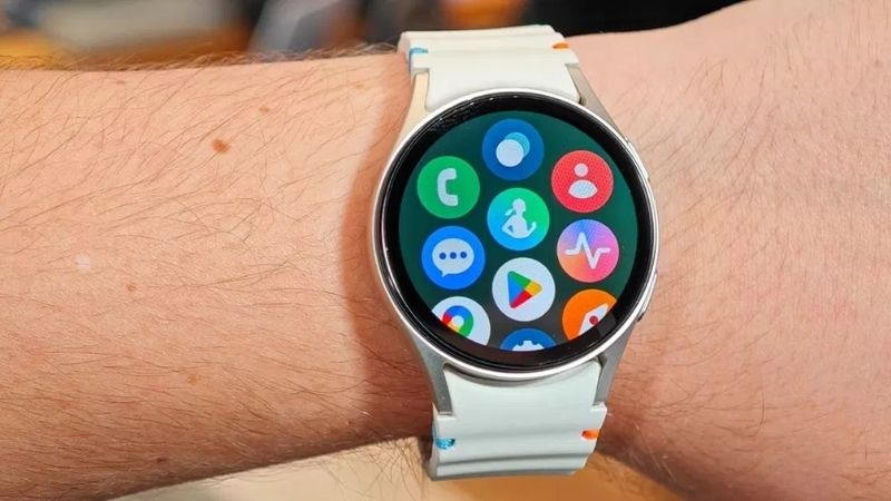 Thiết kế “Squircle” độc đáo, viền mỏng hơn