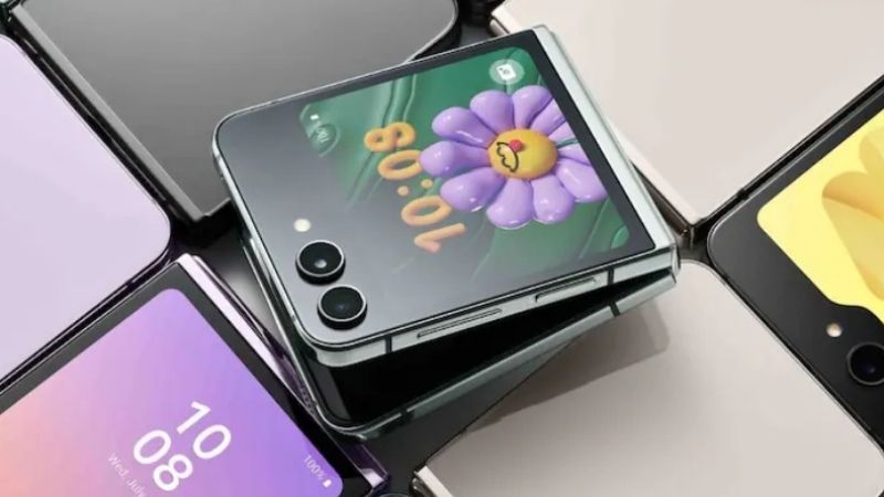 Galaxy Z Flip 7 vẫn giữ được thân hình mỏng nhẹ nhưng pin và sạc đã được tối ưu tốt hơn